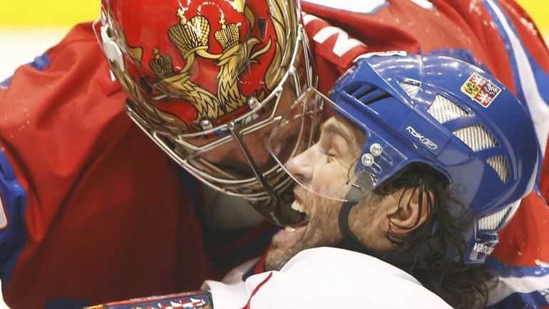 Евгений НАБОКОВ набирается Евгений НАБОКОВ набирается