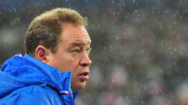 Вторник. Сен-Дени. Франция - Россия - 4:2. Леонид СЛУЦКИЙ.