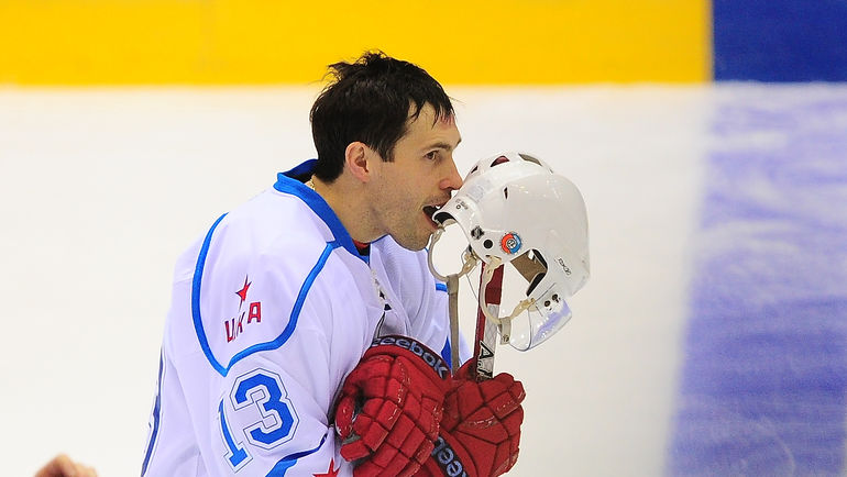 Во время последнего локаута в НХЛ Павел ДАЦЮК выступал за ЦСКА. Фото Антон СЕРГИЕНКО Во время последнего локаута в НХЛ Павел ДАЦЮК выступал за ЦСКА. Фото Антон СЕРГИЕНКО
