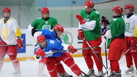 В этом сезоне юниорская сборная России выступала в МХЛ, но на чемпионат мира не поедет.