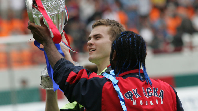 Игорь АКИНФЕЕВ и Вагнер ЛАВ с Кубком России. Фото Александр ВИЛЬФ Игорь АКИНФЕЕВ и Вагнер ЛАВ с Кубком России. Фото Александр ВИЛЬФ