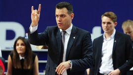 Димитрис ИТУДИС.