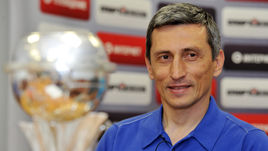 Дмитрий ХОМУХА.