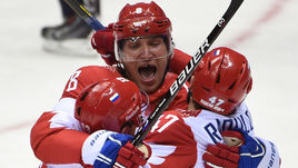 Многие болельщики ждут звезд сборной в Москве.