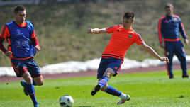 Среда. Москва. Александр ГОЛОВИН (справа) и Кирилл НАБАБКИН на тренировке ЦСКА.