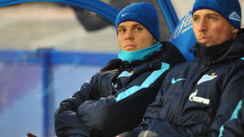 Нападающему сборной России Александру КОКОРИНУ (слева) место в стартовом составе