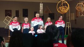 Слева - направо: Алексей Немов, Светлана Хоркина, Владимир Алекно, Татьяна Навка и Павел Буре.