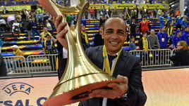 Чемпионские брызги шампанского незабываемы