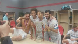 "Юсуп, ты же выпьешь все!"  Как "Зенит" отмечал победу в Кубке