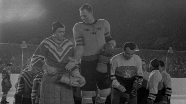 Решающий матч ЧМ-1957 проходил на открытом воздухе в Лужниках. Решающий матч ЧМ-1957 проходил на открытом воздухе в Лужниках.