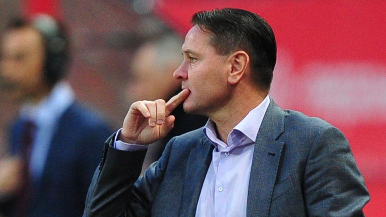 Главный тренер "Спартака" Дмитрий АЛЕНИЧЕВ. Фото Александр ФЕДОРОВ, "СЭ" Главный тренер "Спартака" Дмитрий АЛЕНИЧЕВ. Фото Александр ФЕДОРОВ, "СЭ"