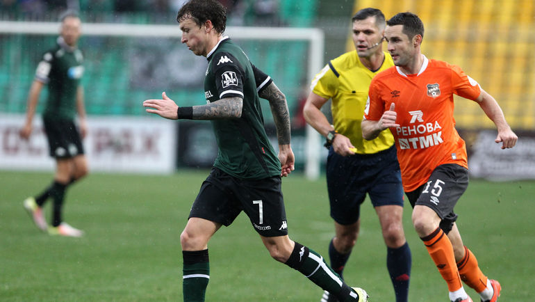 Денис КУЛАКОВ (справа) против Павла МАМАЕВА. Фото Виталий ТИМКИВ Денис КУЛАКОВ (справа) против Павла МАМАЕВА. Фото Виталий ТИМКИВ