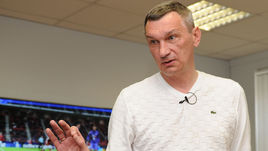 Валентин ИВАНОВ.