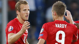 Нападающие сборной АНГЛИИ Харри КЕЙН и Джейми ВАРДИ.