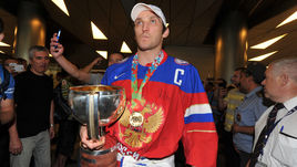 Обзор дня: Овечкин едет