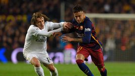 "Барселона" или "Реал"?  "МЮ" или "Ман Сити"?  Кейн, Агуэро или Варди?