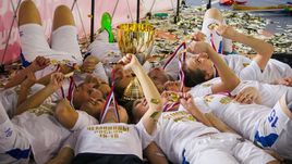 "Аврора" вернула должок