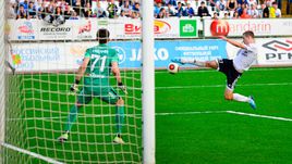 Калининград покинул ФНЛ.  Карпин напоследок победил Радимова