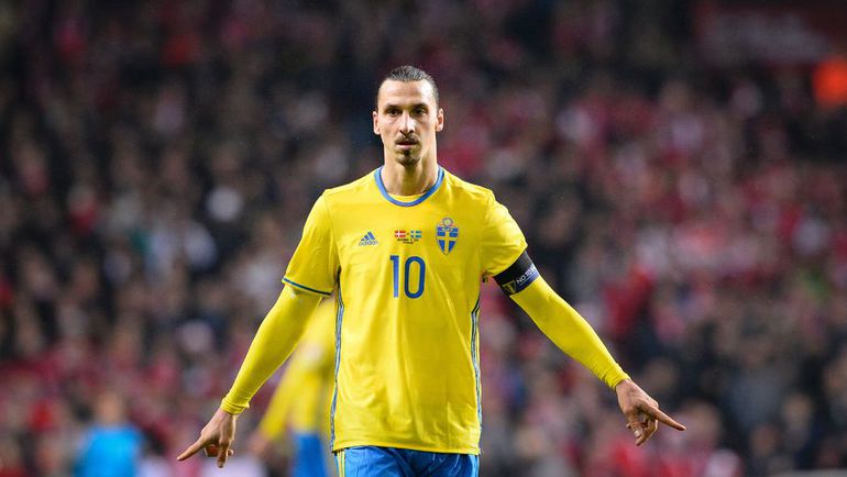 Нападающий Златан ИБРАГИМОВИЧ - главная звезда сборной Швеции. Фото AFP Нападающий Златан ИБРАГИМОВИЧ - главная звезда сборной Швеции. Фото AFP