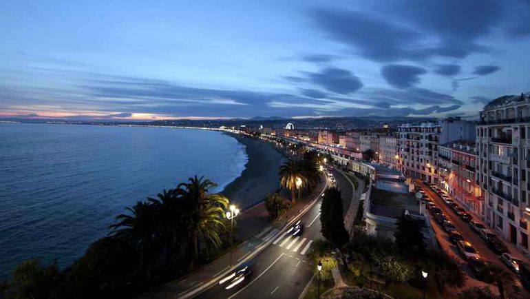 Набережная в Ницце. Фото REUTERS Набережная в Ницце. Фото REUTERS