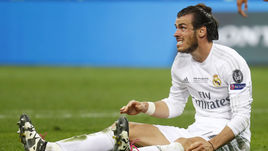 Гарет БЭЙЛ.