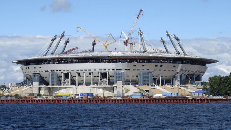 Новый стадион в Санкт-Петербурге. Фото REUTERS Новый стадион в Санкт-Петербурге. Фото REUTERS