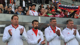 Вчера. Инсбрук. Чехия - Россия - 2:1. Леонид СЛУЦКИЙ и его штаб. Через 10 дней Россия подтвердит, что не зря в нее верят не только болельщики, но и букмекеры?