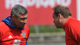 Сергей ОВЧИННИКОВ и Леонид СЛУЦКИЙ.