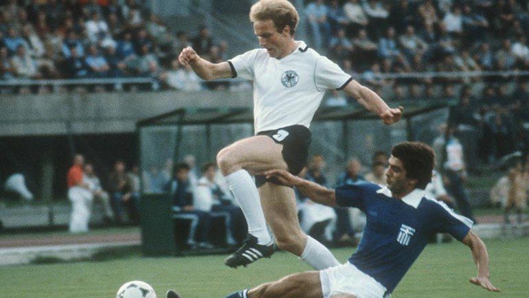 1980 год. Греция - Германия. Фото AFP 1980 год. Греция - Германия. Фото AFP