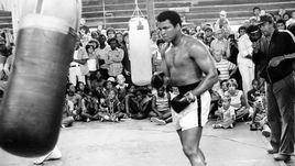 Мохаммед АЛИ.