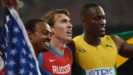 Чемпион мира-2015 Сергей ШУБЕНКОВ (в центре), серебряный призер Хансле ПАРЧМЕНТ (справа) и бронзовый Эриес МЕРРИТТ.