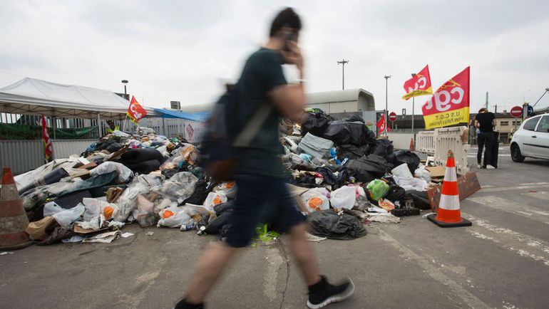 Париж. Забастовка мусорщиков. Фото AFP Париж. Забастовка мусорщиков. Фото AFP