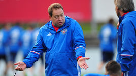 Главный тренер сборной России Леонид СЛУЦКИЙ.