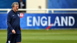 Рой ХОДЖСОН.