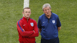 Вчера. Марсель. Уэйн РУНИ и Рой ХОДЖСОН.