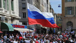 "Русские, вперед!" в Марселе