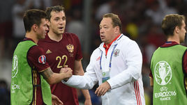 Суббота. Марсель. Англия - Россия - 1:1. Федор СМОЛОВ, Артем ДЗЮБА и Леонид СЛУЦКИЙ.