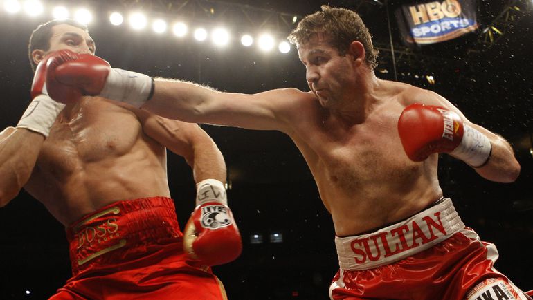 23 февраля 2008 года. Султан ИБРАГИМОВ (справа) против Владимира КЛИЧКО. Фото REUTERS 23 февраля 2008 года. Султан ИБРАГИМОВ (справа) против Владимира КЛИЧКО. Фото REUTERS