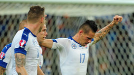 Сегодня. Лилль. Россия - Словакия - 1:2. 45-я минута. Автор победного гола Марек ХАМШИК.