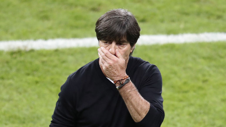 16 июня. Париж. Германия - Польша - 0:0. Главный тренер немцев Йоахим ЛЕВ. Фото REUTERS 16 июня. Париж. Германия - Польша - 0:0. Главный тренер немцев Йоахим ЛЕВ. Фото REUTERS