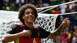 Суббота. Бордо. Бельгия - Ирландия - 3:0. 61-я минута. Аксель ВИТСЕЛЬ празднует гол.