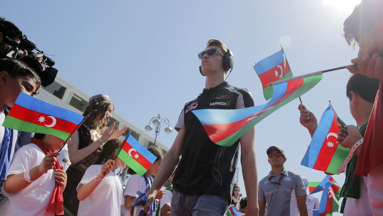 Даниил КВЯТ перед гонкой. Фото REUTERS Даниил КВЯТ перед гонкой. Фото REUTERS