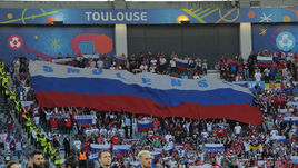 Слуцкий заставил игроков пойти к болельщикам