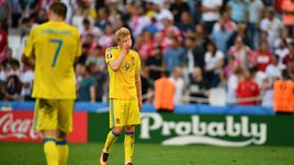 Вчера. Марсель. Украина - Польша - 0:1. Украинцы стали одним из главных разочарований турнира.