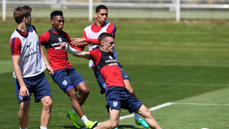 Четверг. Шантийи. Джейми ВАРДИ в двустороннем матче. Фото AFP Четверг. Шантийи. Джейми ВАРДИ в двустороннем матче. Фото AFP