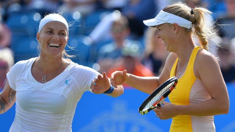 Светлана КУЗНЕЦОВА (слева) и Каролин ВОЗНЯЦКИ. Фото AFP Светлана КУЗНЕЦОВА (слева) и Каролин ВОЗНЯЦКИ. Фото AFP