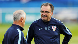 Главный тренер сборной Хорватии Анте ЧАЧИЧ.