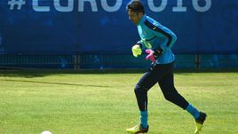 Джанлуиджи БУФФОН готовится к новой встрече с Испанией.