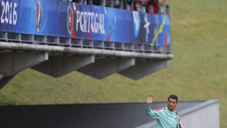 Сегодня. Маркусси. КРИШТИАНУ РОНАЛДУ. Фото REUTERS Сегодня. Маркусси. КРИШТИАНУ РОНАЛДУ. Фото REUTERS