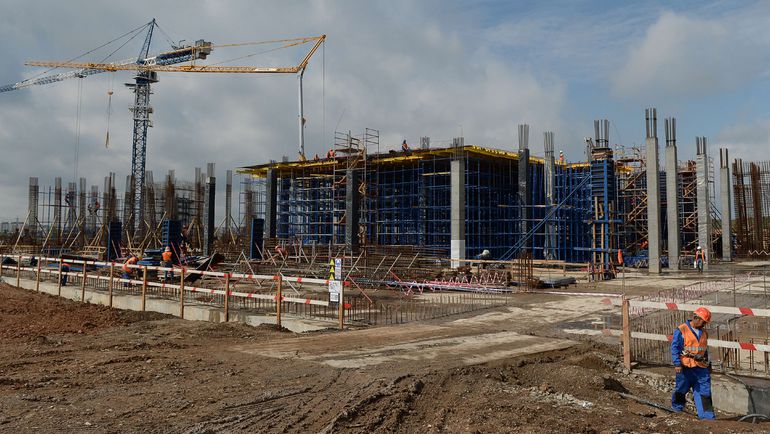 Строительство стадиона в Самаре. Фото AFP Строительство стадиона в Самаре. Фото AFP